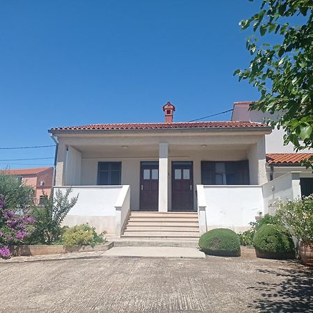 Apartment Studio Antonia Медулин Экстерьер фото